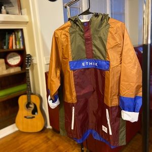 Ethik Trekkor Anorak Windbreaker